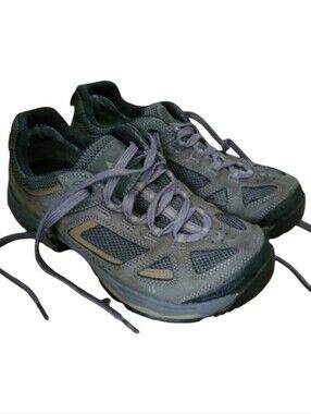 Vasque Trail/ Hiking Shoe Size 9.5 W